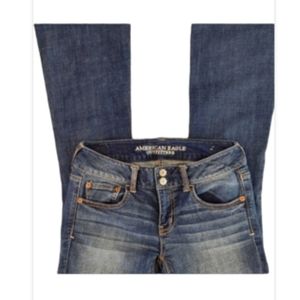 NWOT AMERICAN EAGLE OUTFITTERS ARTIST SUPER STRETCH BOOTLEG SIZE 4